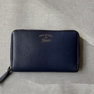 Gucci Wallet Navy Blue Gold Hardware